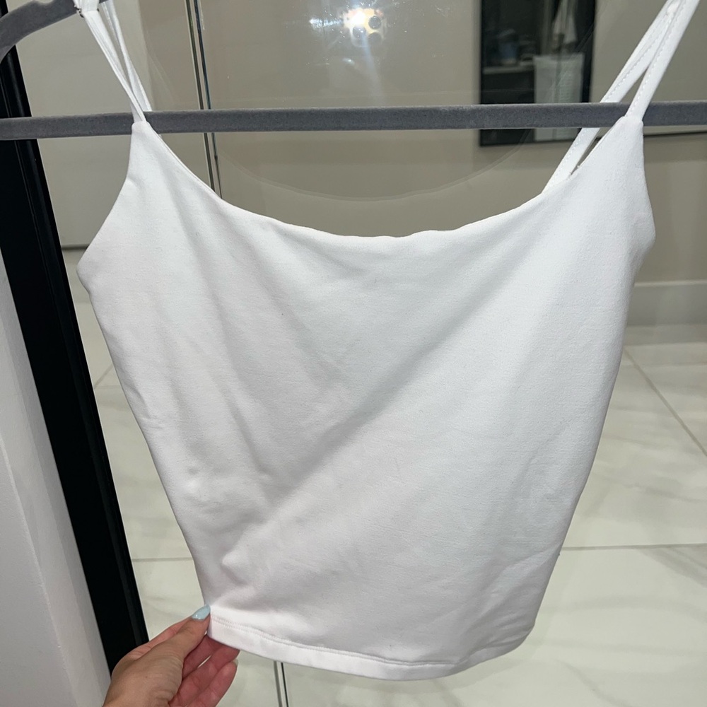 Amazon White Fitted Sleeveless Camisole
